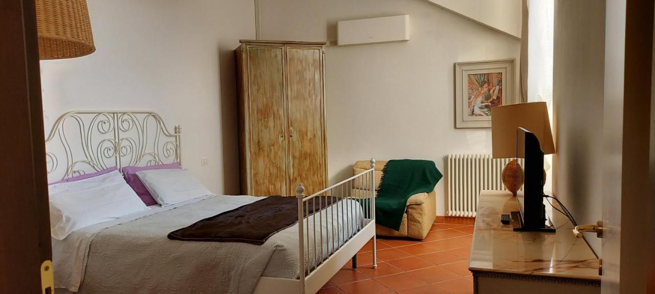 B&B Palazzo Oddo Albenga Exterior photo