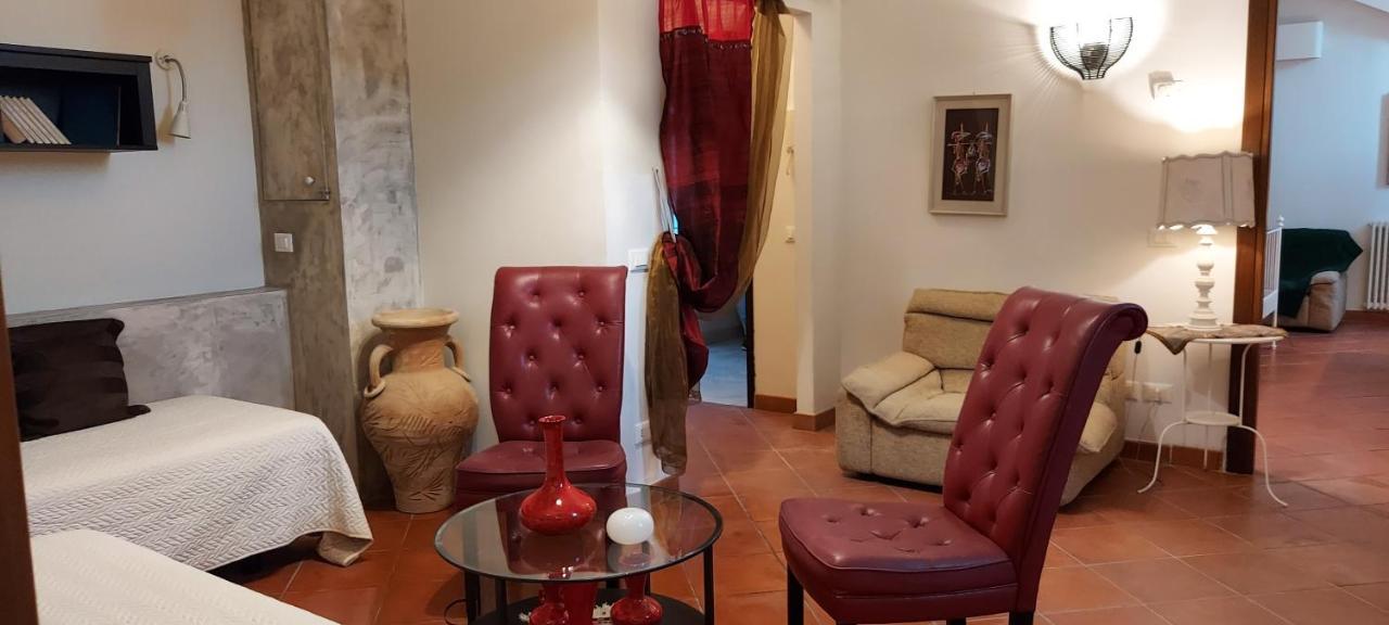 B&B Palazzo Oddo Albenga Exterior photo