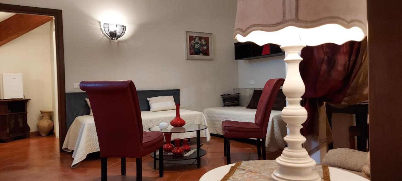 B&B Palazzo Oddo Albenga Exterior photo