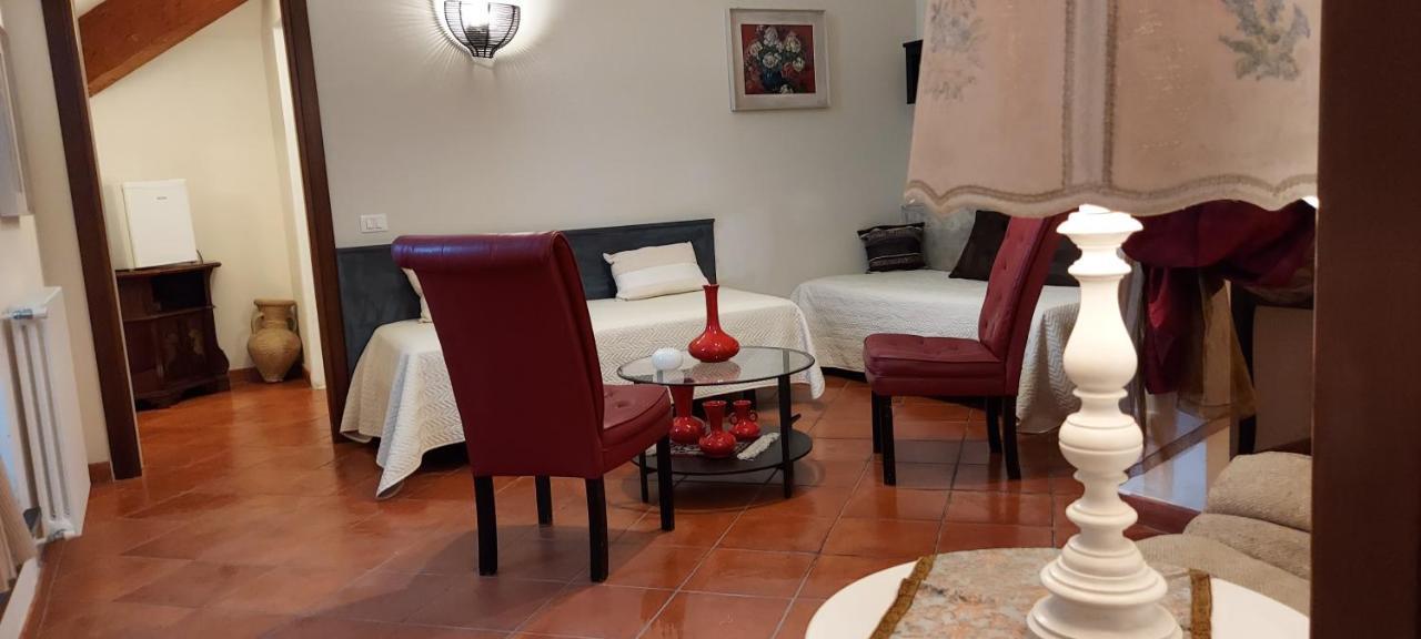B&B Palazzo Oddo Albenga Exterior photo