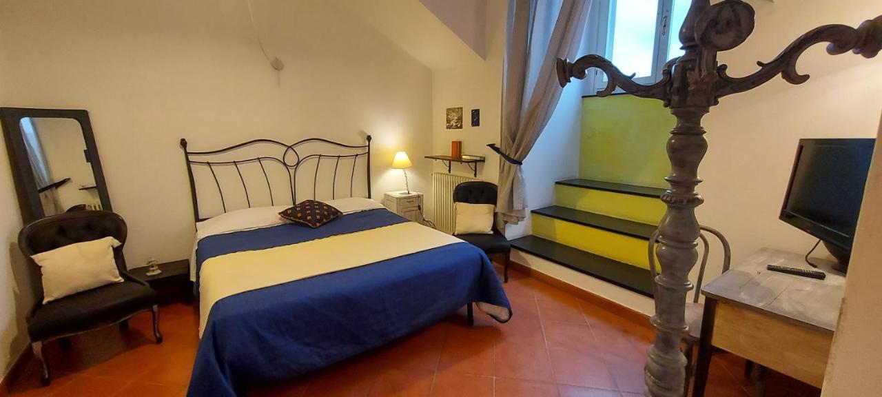 B&B Palazzo Oddo Albenga Exterior photo