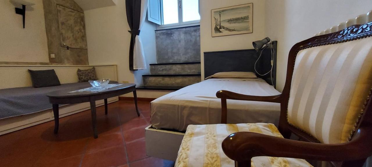 B&B Palazzo Oddo Albenga Exterior photo