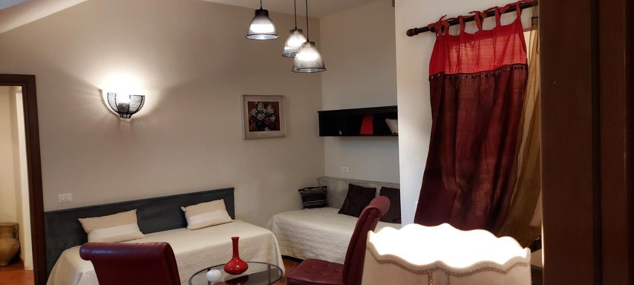 B&B Palazzo Oddo Albenga Exterior photo